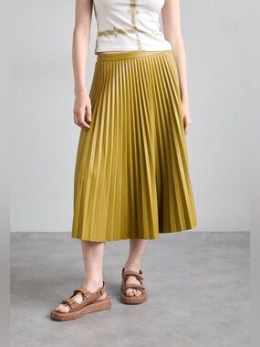 Proenza Schouler Daphne Pleated Skirt Faux Leather Sz 8 NWT